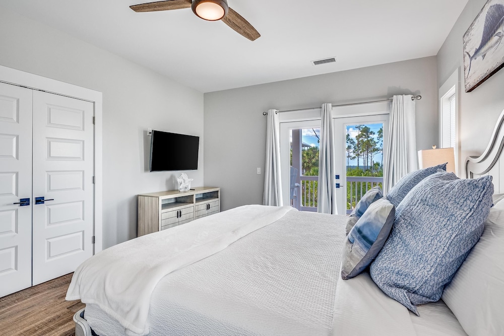 Beach House - Cottage at Indian Summer