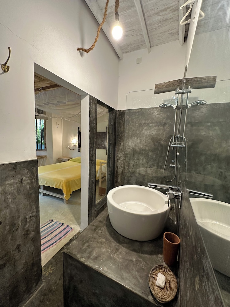 Deep Blue Sea Rental Villa