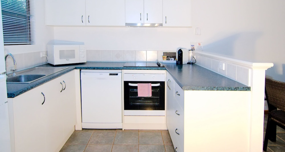 Cable Beach Apartments