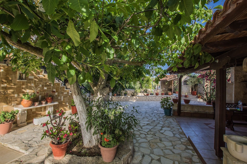 Porto Giardino Apartments