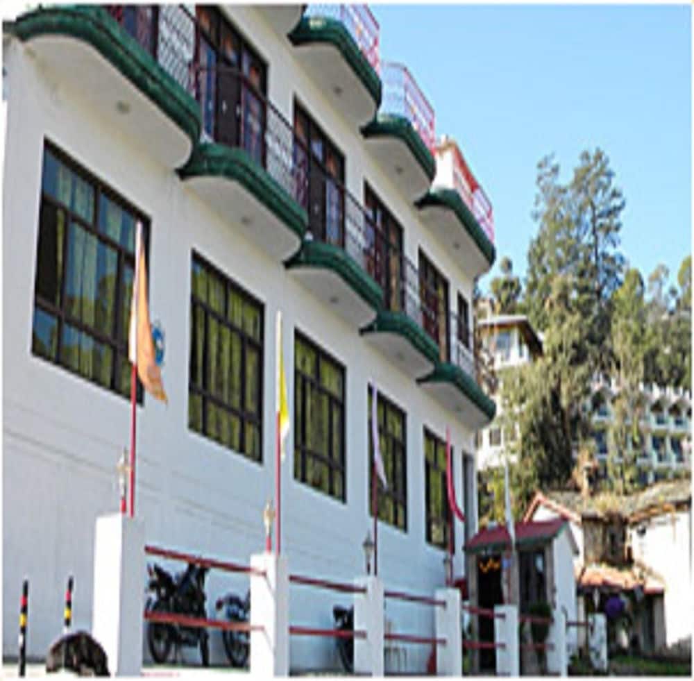 Hotel Sumit Kausani