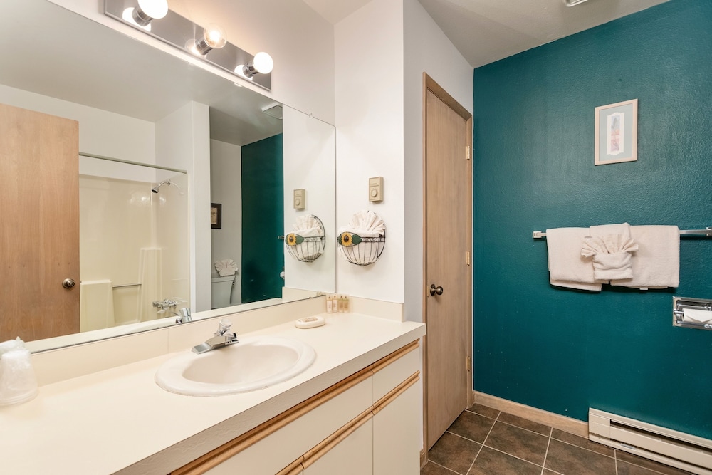 Adams Vacation At Windcliff 2 Bedroom Home by RedAwning - Property Image 10