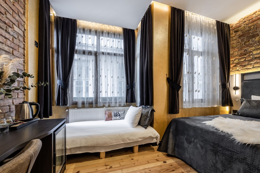 Taksim Terrapia Hotel - Image 27