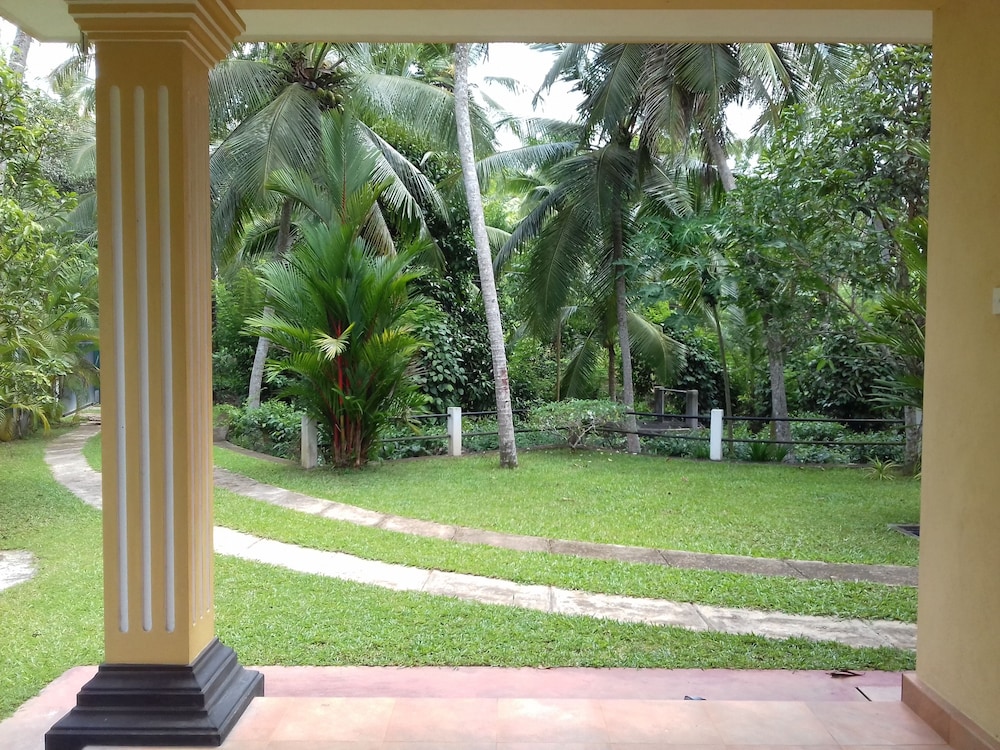 Vinses Villa in Hikkaduwa