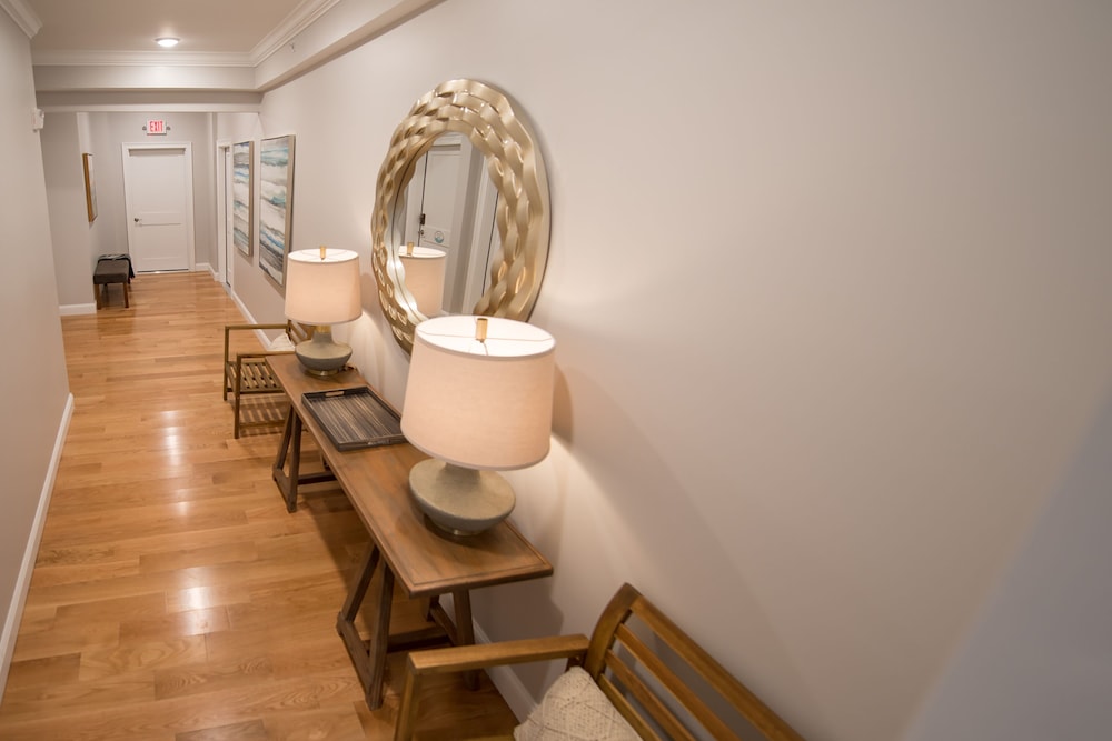 The Newport Lofts - 364 Thames Street