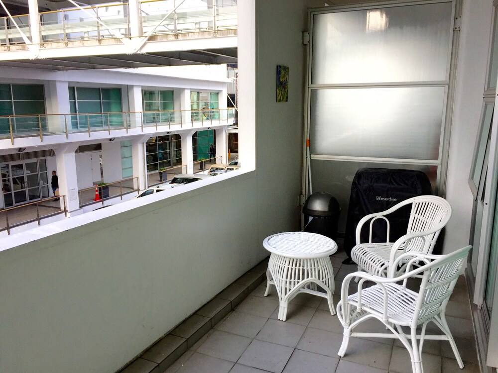 Luxury 2BR Apartment at Central Location