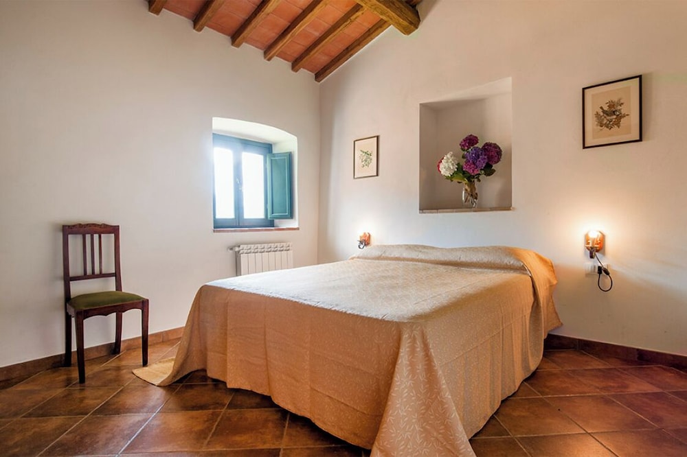 Fattoria Javello Agriturismo La Casaccia