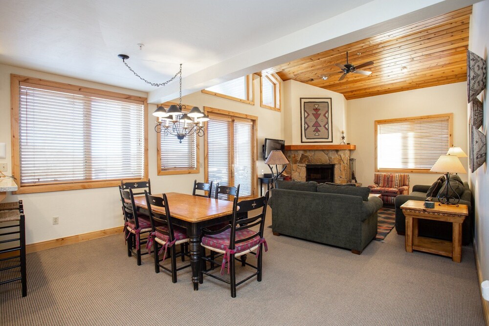 Trail's End Lodge at Deer Valley Resort - One Bedroom Residence with Spa #305 1 Condo
