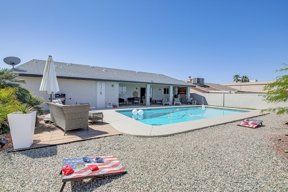 NEW Listing! Havasu Sunscape & Getaway w/ Views!