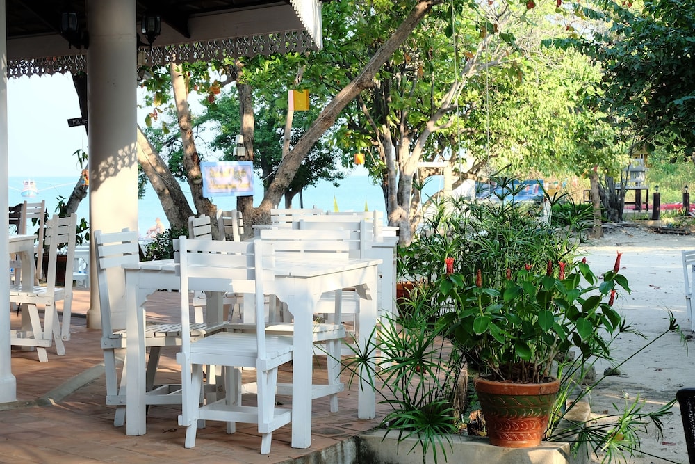 Nimmanoradee Resort