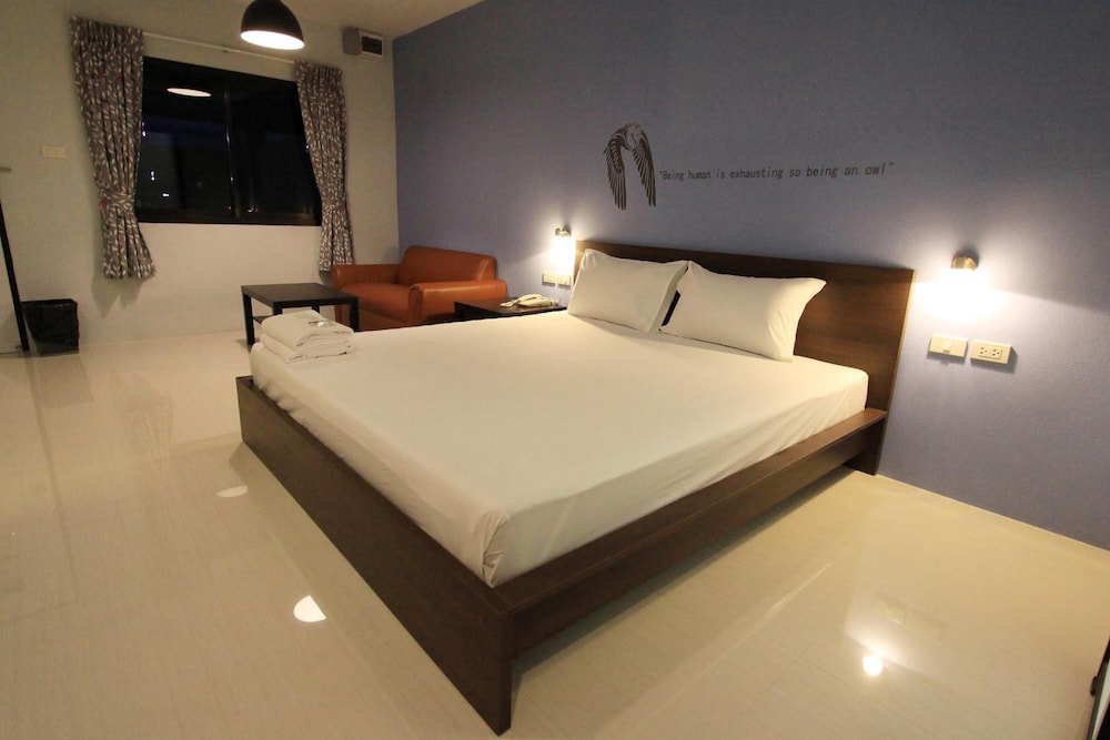 Eazy Motel Bangna
