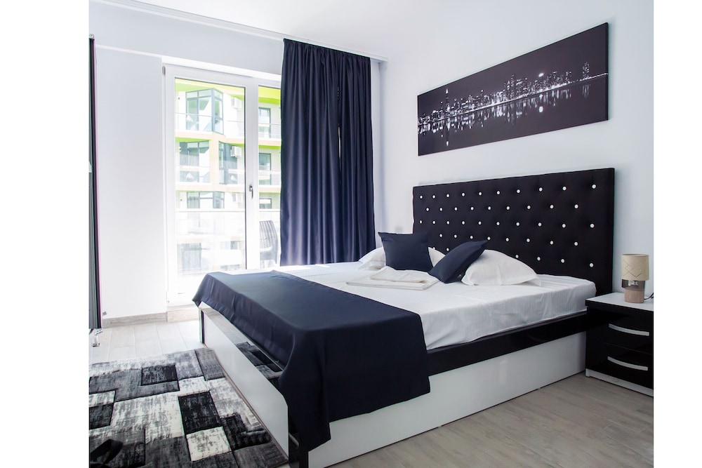 Apartament Black&White view 5