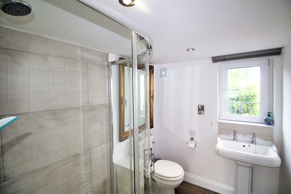3 Bedroom 2 Bathroom Cottage Norham Berwick-upon-tweed -log Fire - Dog Friendly
