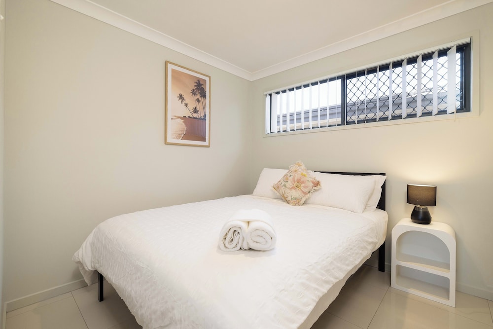 Smart Suites Self Check-in Apartments - 20 Darnley