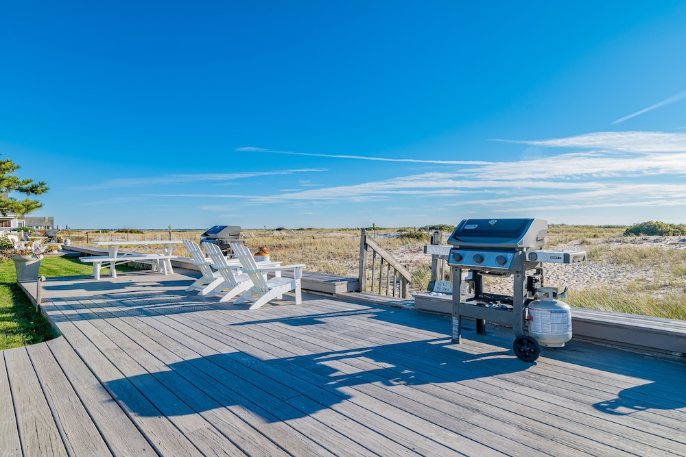 Sandbar Inn - Dog Friendly