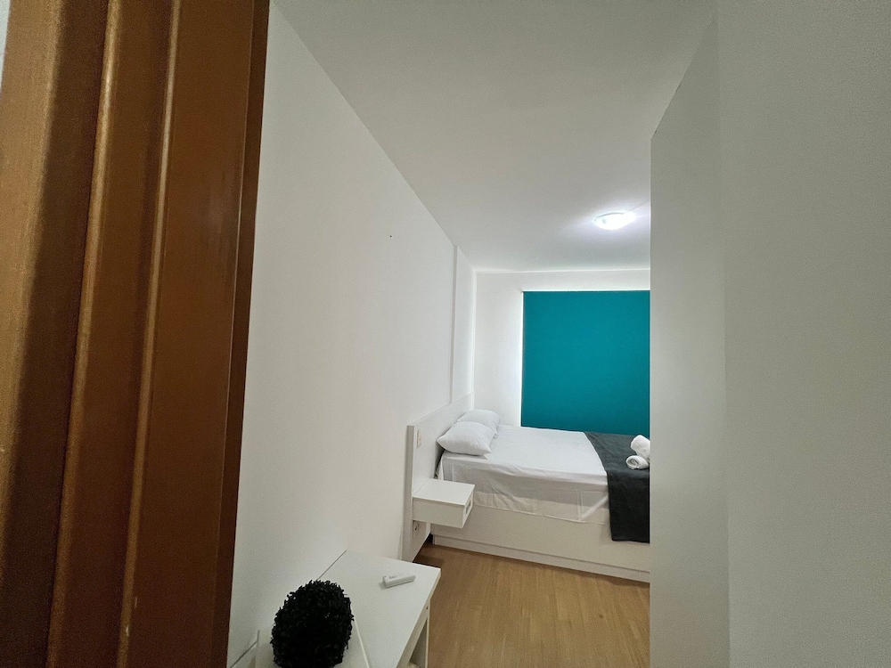 Apt Sea View in Front of the Beach Ptv0912