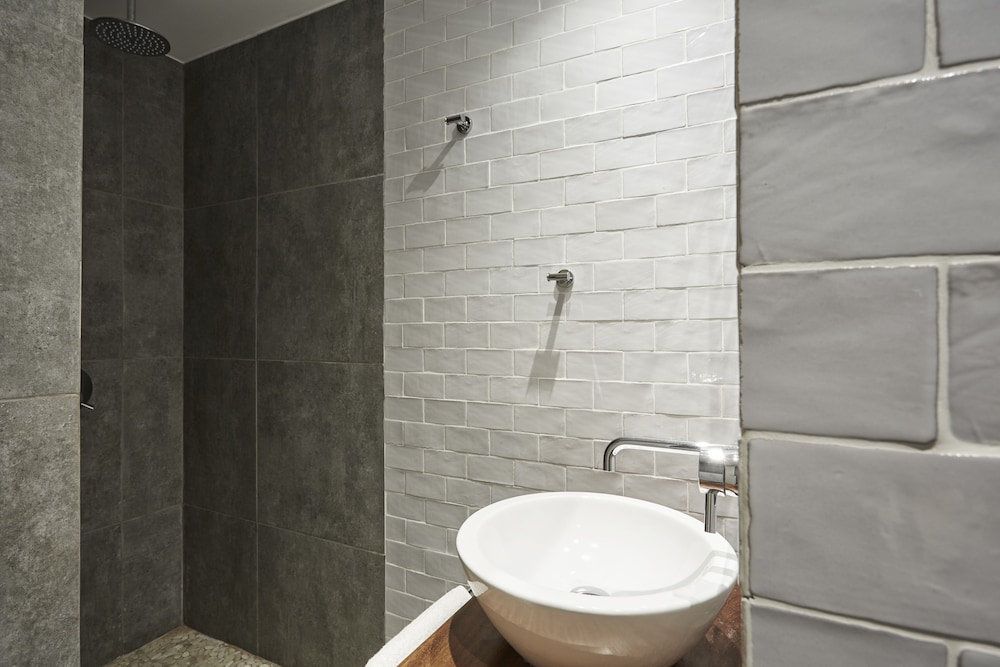 Cozy and Bright Apartment in Kolonaki