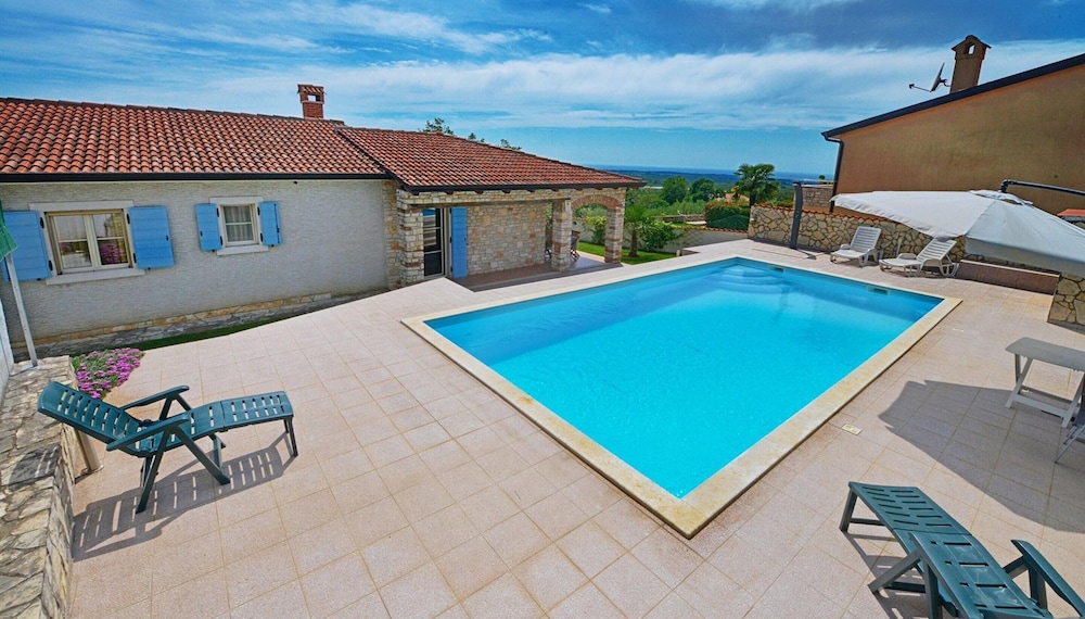 Villa Dany With View