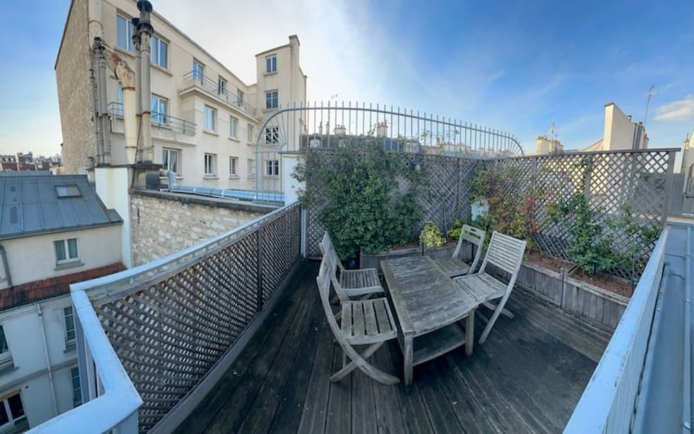 Dreamy Rive Gauche Modern 2 Bed Apt in Paris