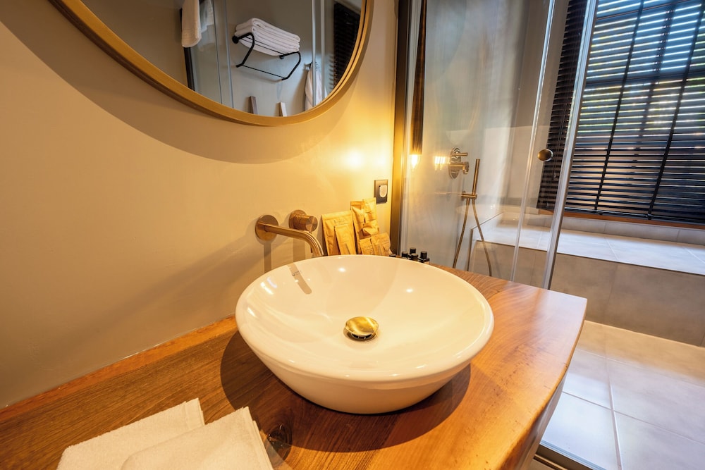 Belmondo Süitler - Image 156