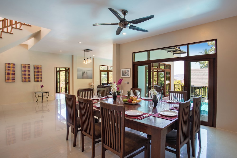 Emerald Hill Villas