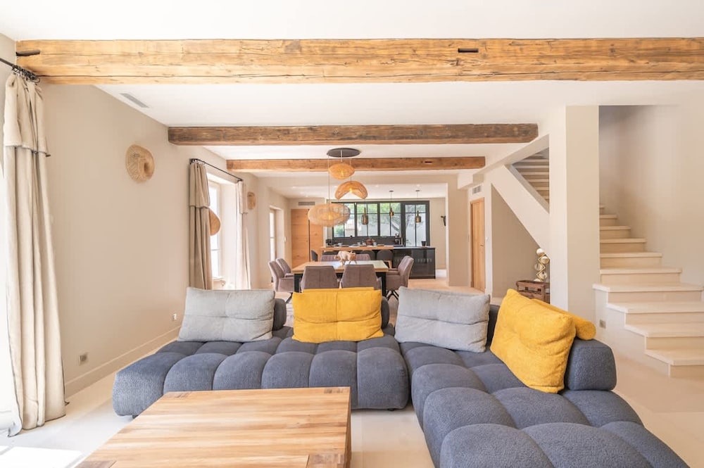 Villa Lou Panta Elegance and Comfort in the Heart of Saint-r My-de-provence
