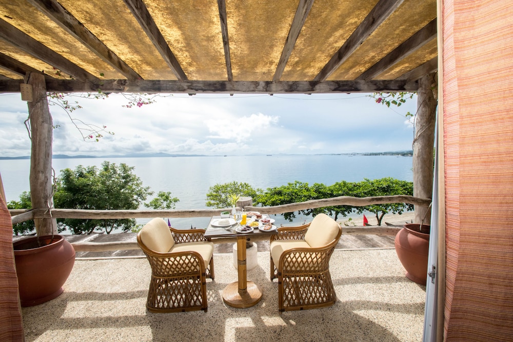 Almont Beach Resort