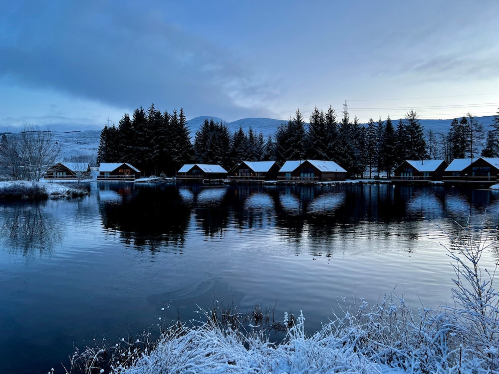 Ptarmigan Lodge