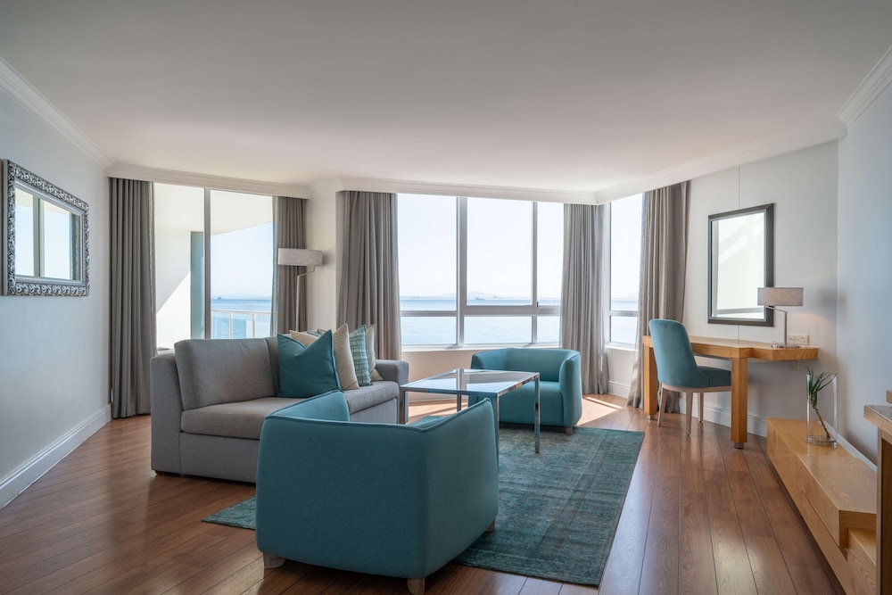 Radisson Collection Hotel, Waterfront Cape Town 181