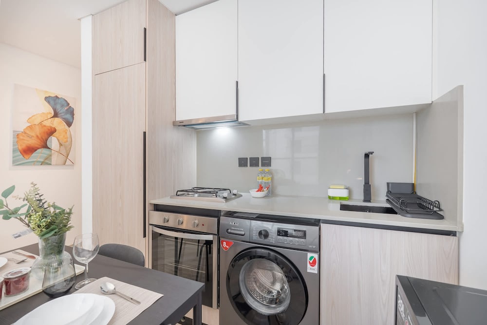 Outstanding Studio in Empire Residence JVC