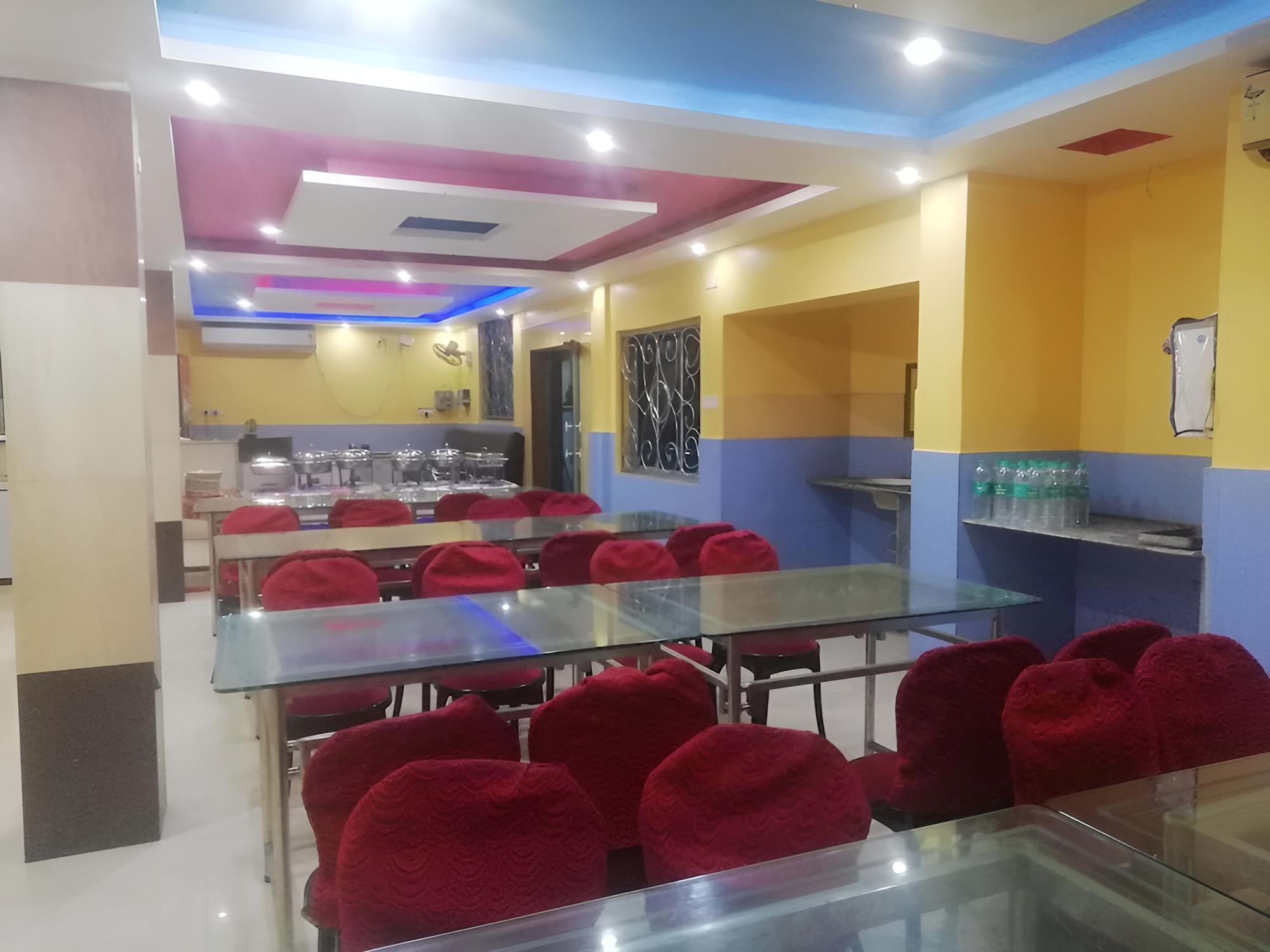 Zeromiles Hotel Prasant view 2