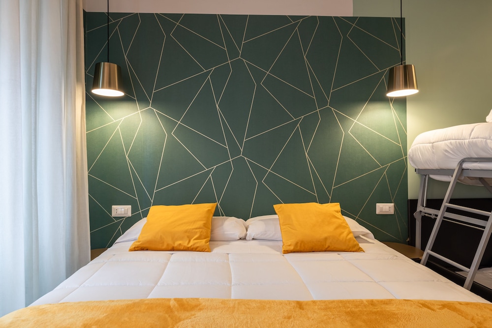 Morpheus Rooms