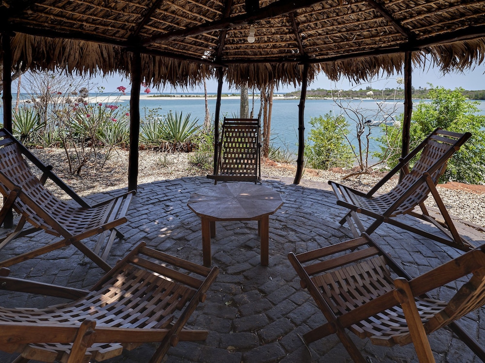 Antsanitia Resort