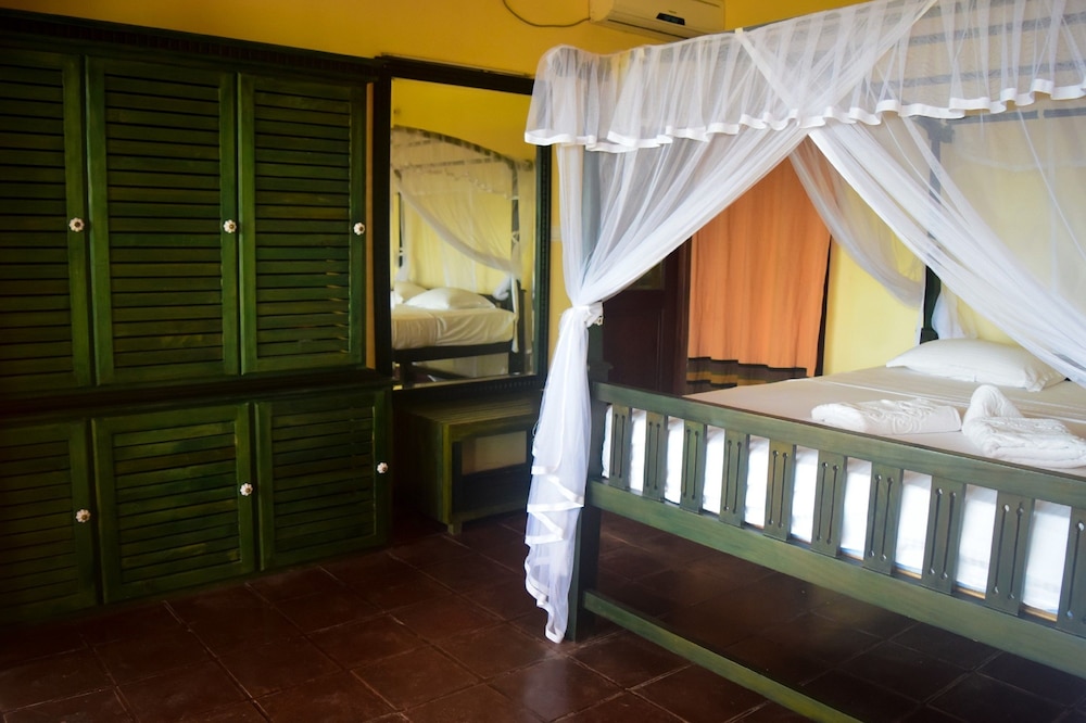 Lanka Eco Village