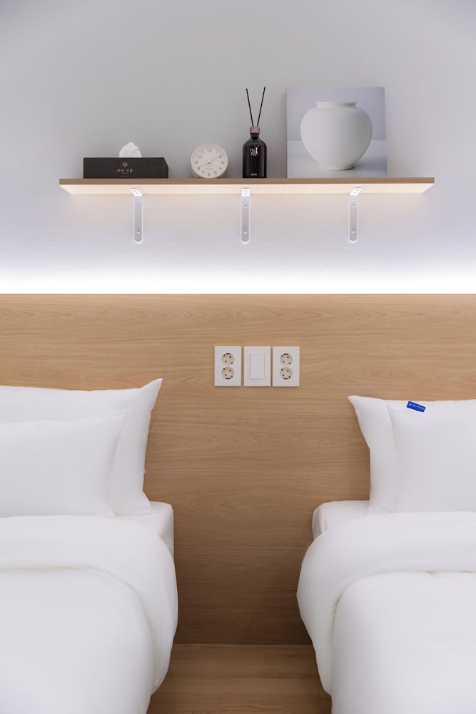 Hi Seoul Hostel Myungdong West