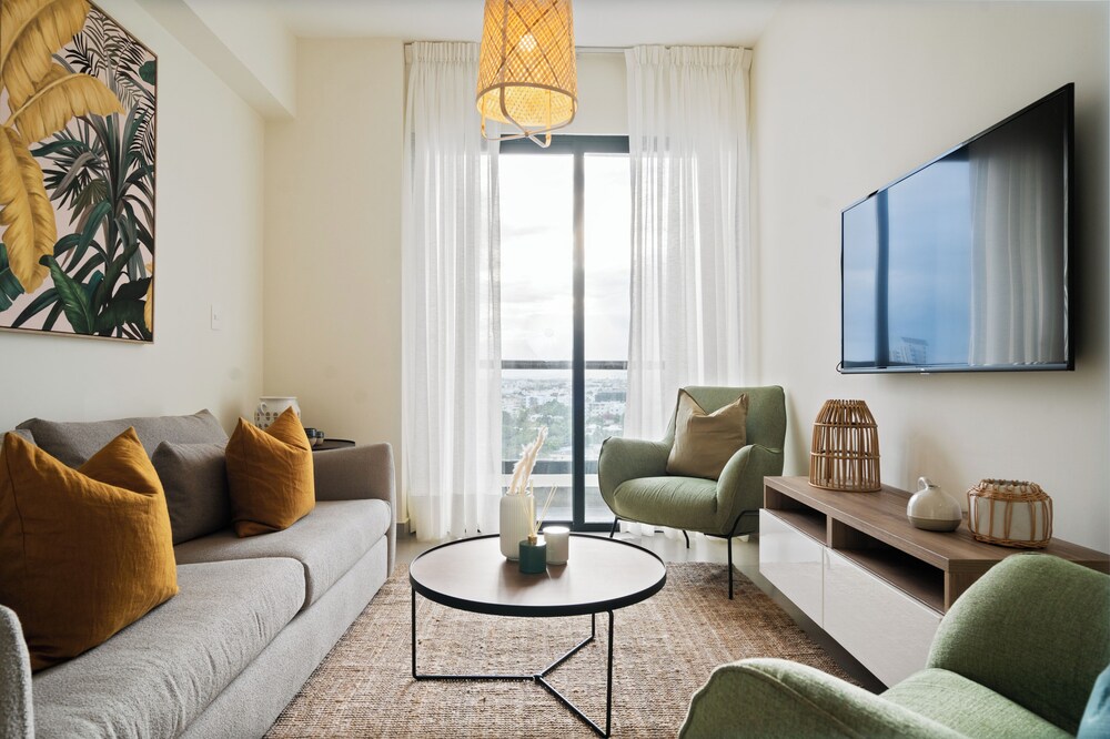 Escape to Santo Domingo 2-bedroom Oasis in the Heart of the City