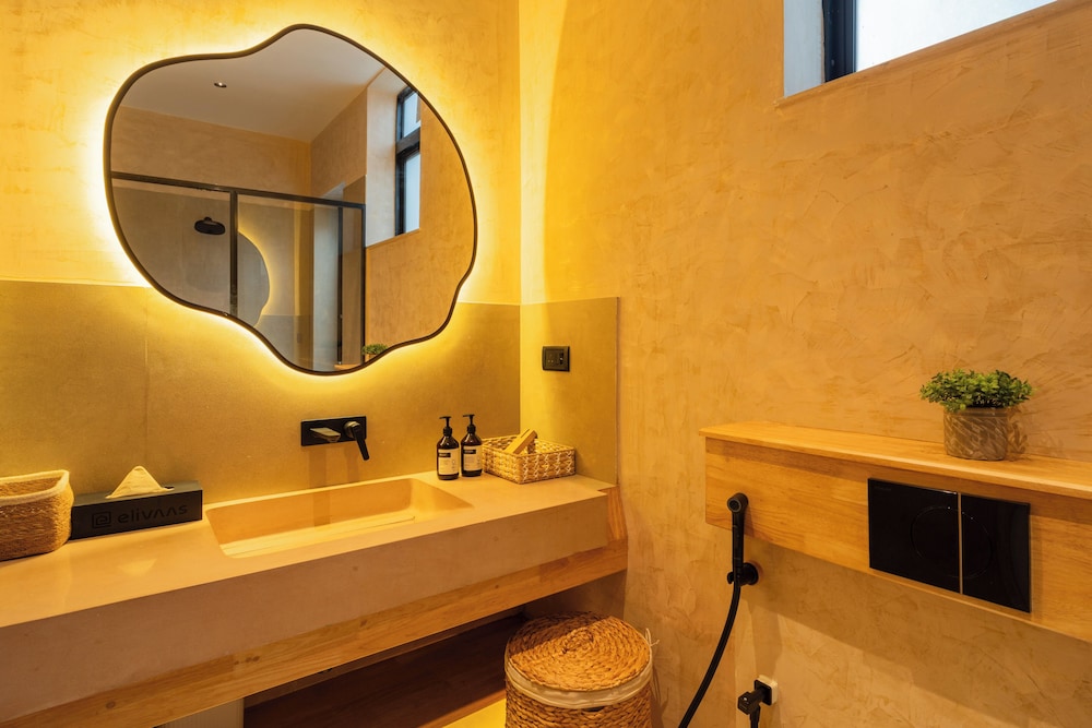 ELIVAAS Ekam | Luxe 4 BHK Villa With Pvt Pool & Patio