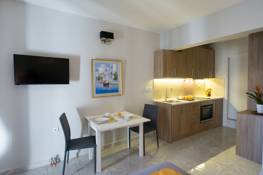 Regalo Apartments