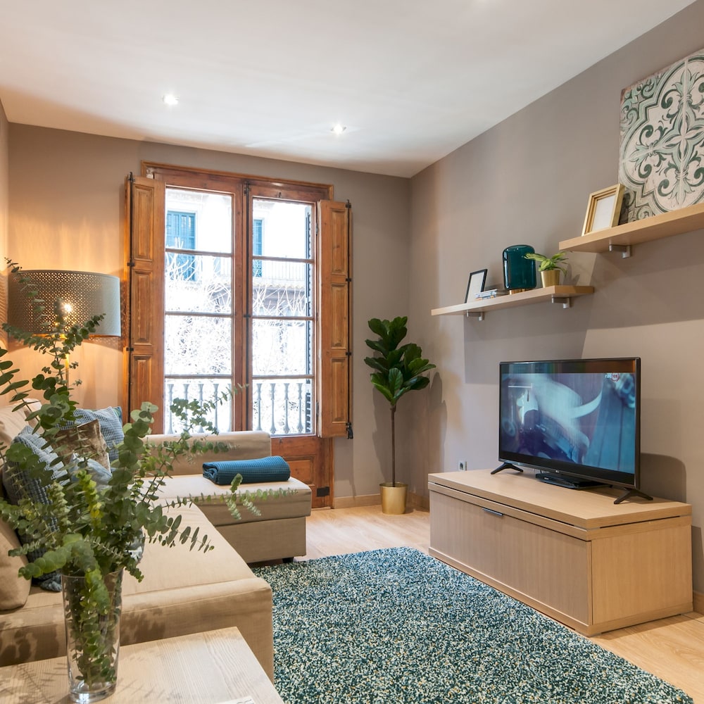 Paseo DE Gracia Modernist Apartment TWO BED TWO Bath By Myrentalhost