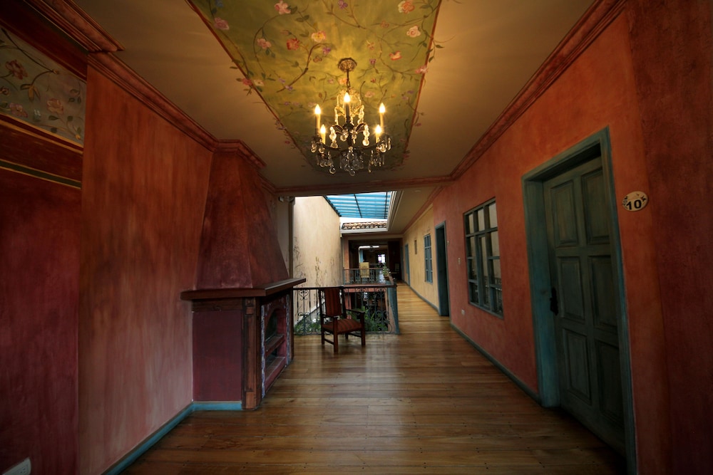 Hotel Inés María