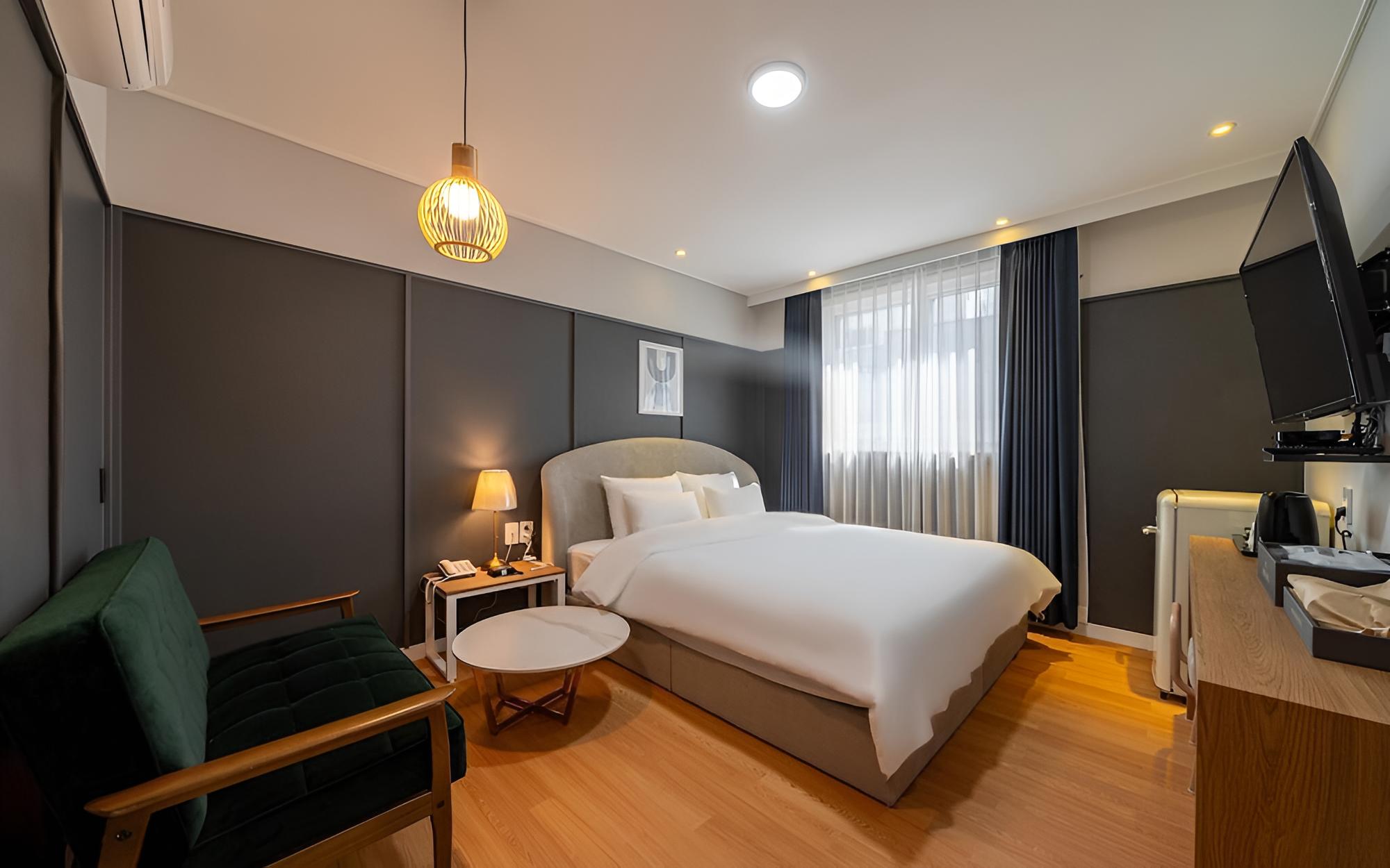 Tongyeong Hound Hotel Tongyeong Hangnam