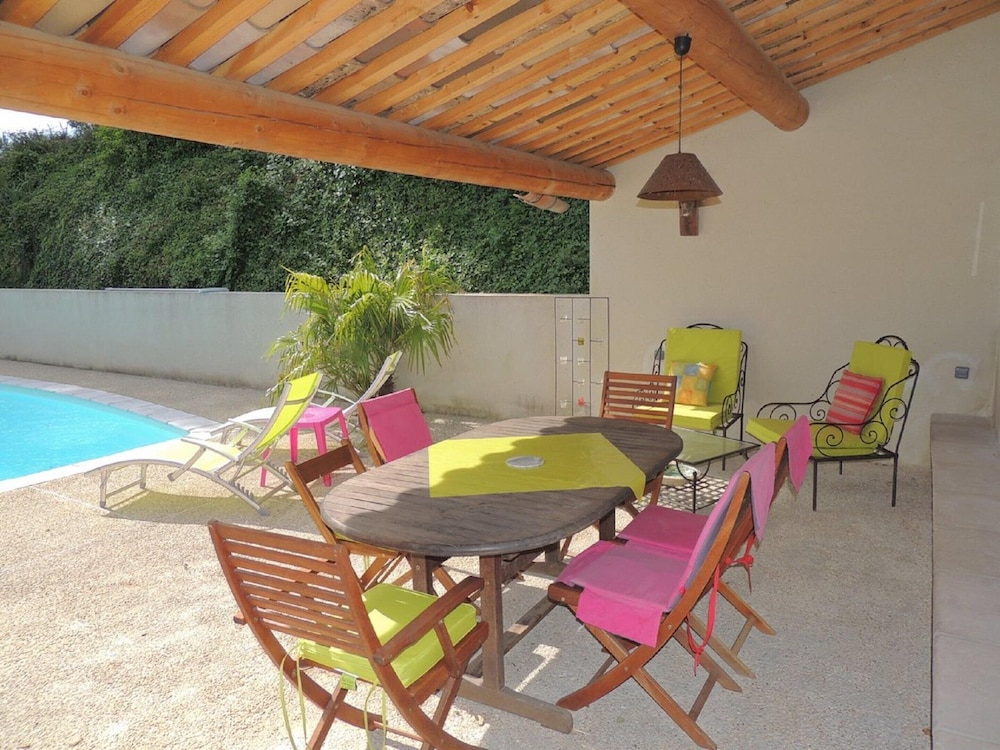 House in Vaison La Romaine With Heated Pool