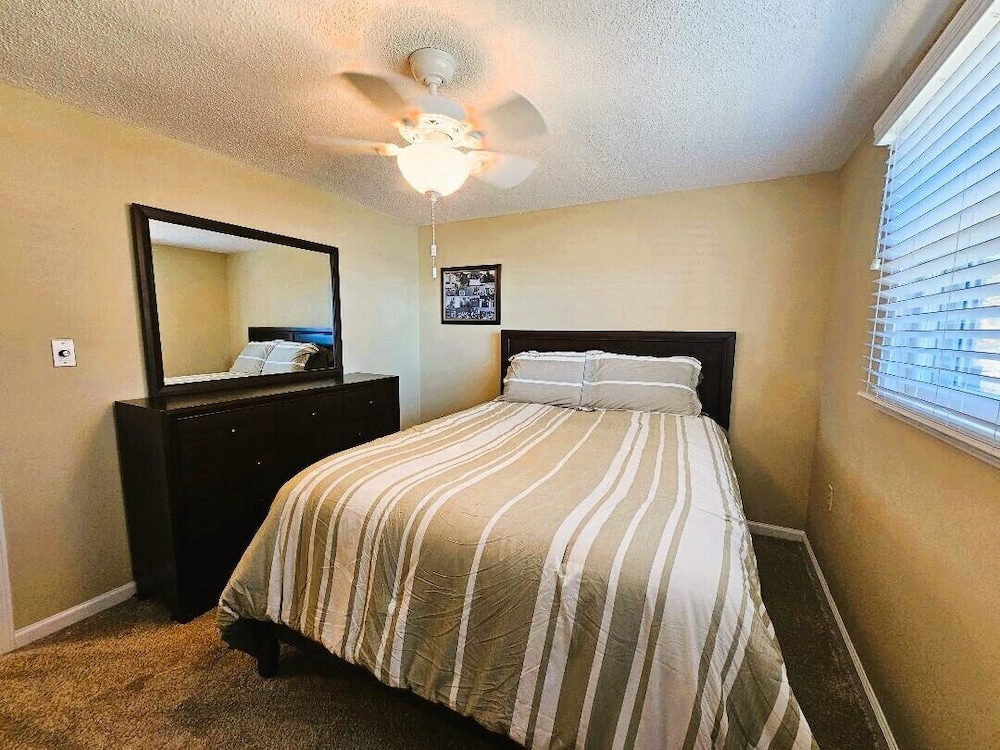 228 Lakeland