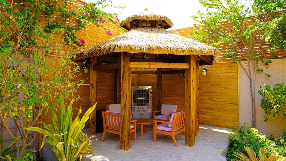 The Land Villas Ammaria