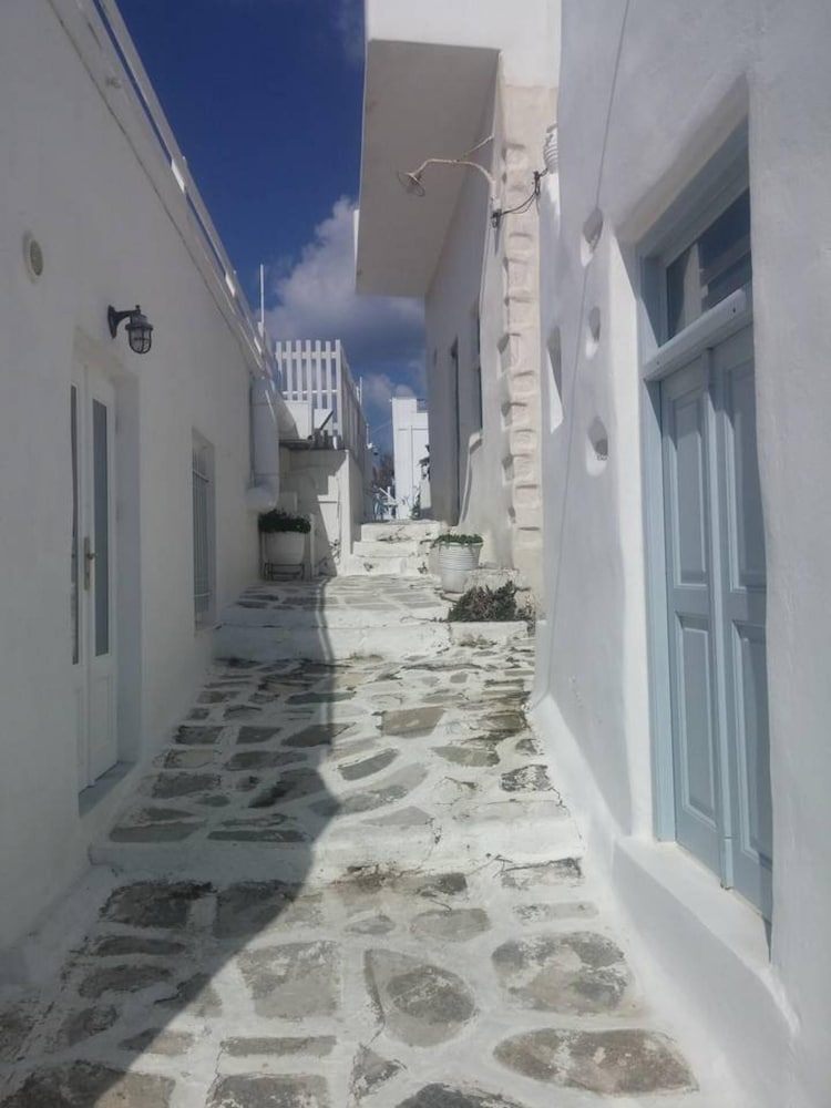 Portes View Traditional House photo 3
