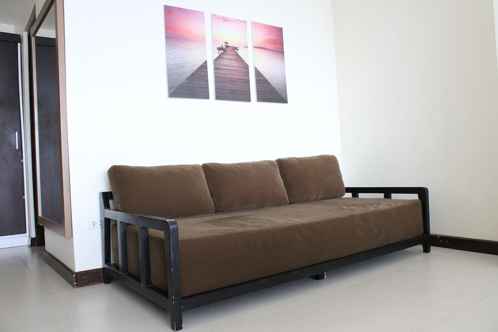 Ocean Suites Boutique Hotel