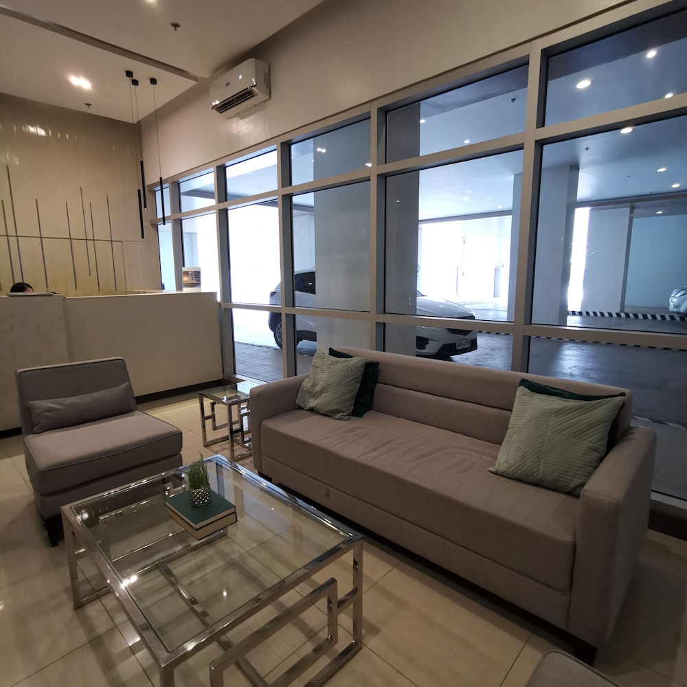 Avida Davao by davaobnb & Lemonique Homes view 5