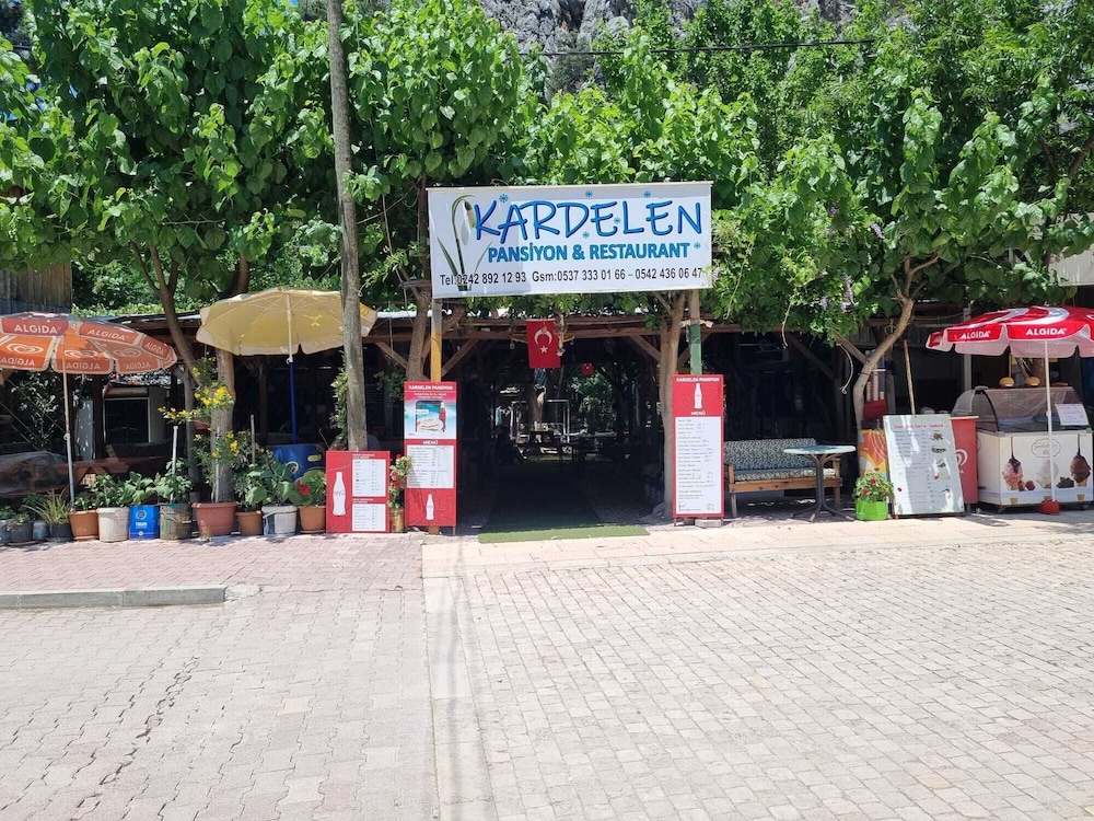 Kardelen Pansiyon