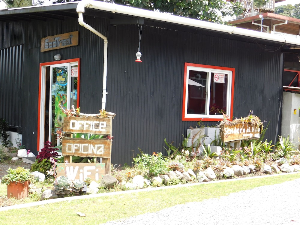 Hotel Eco Treat - Image 1