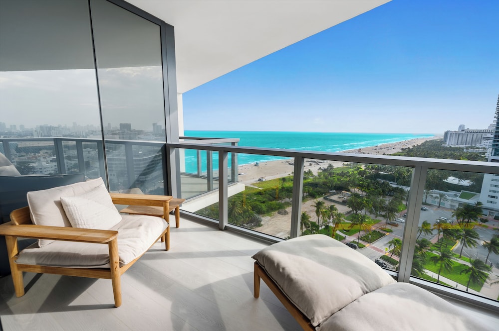 Luxury Vacation Rentals in South Beach by LRMB